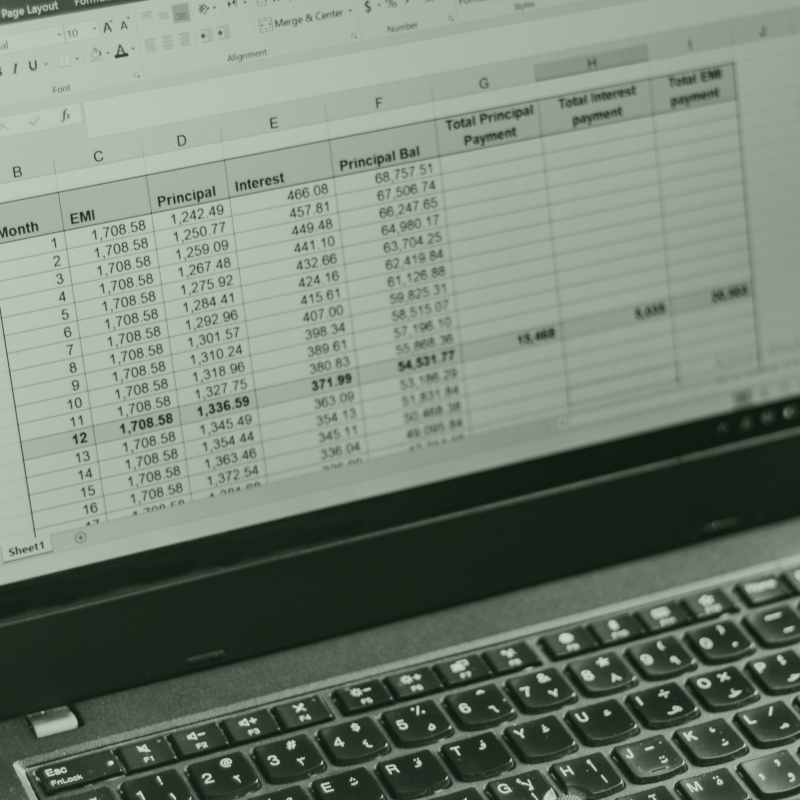 Ordinateur avec métré Excel